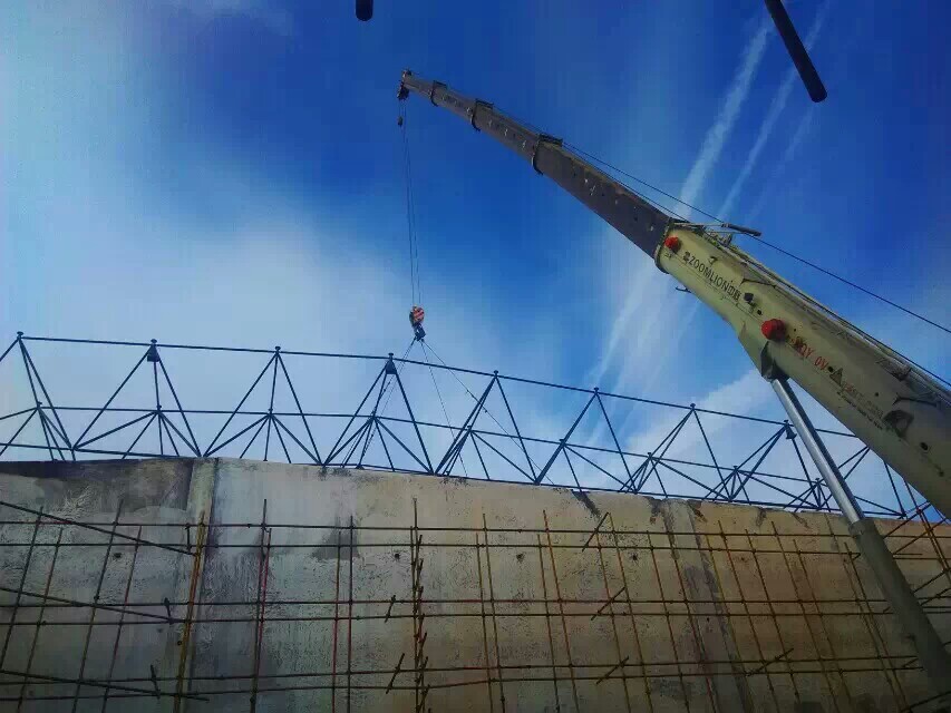 吐鲁番食堂网架结构工程